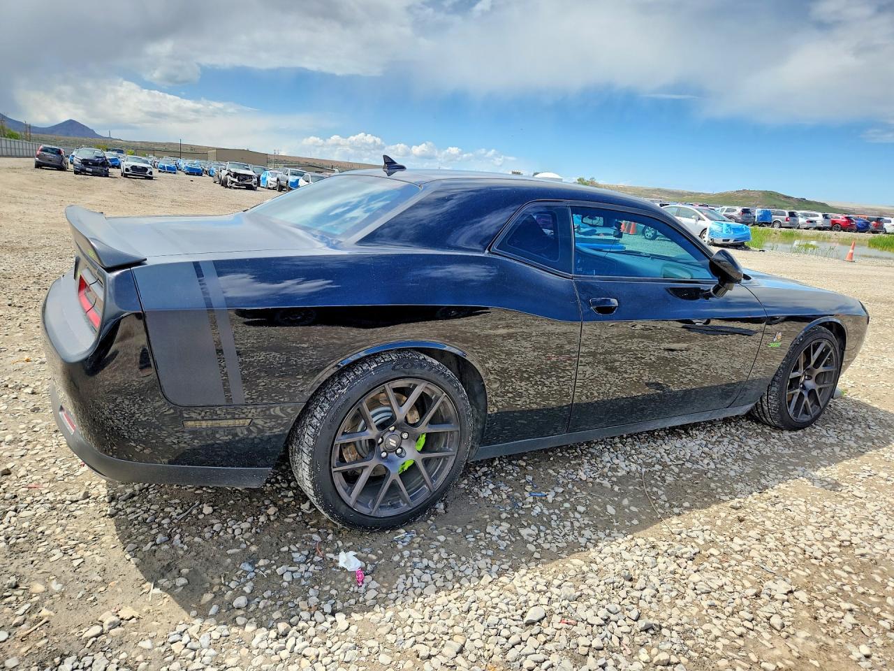 2017 Dodge Challenger R - Фото 3
