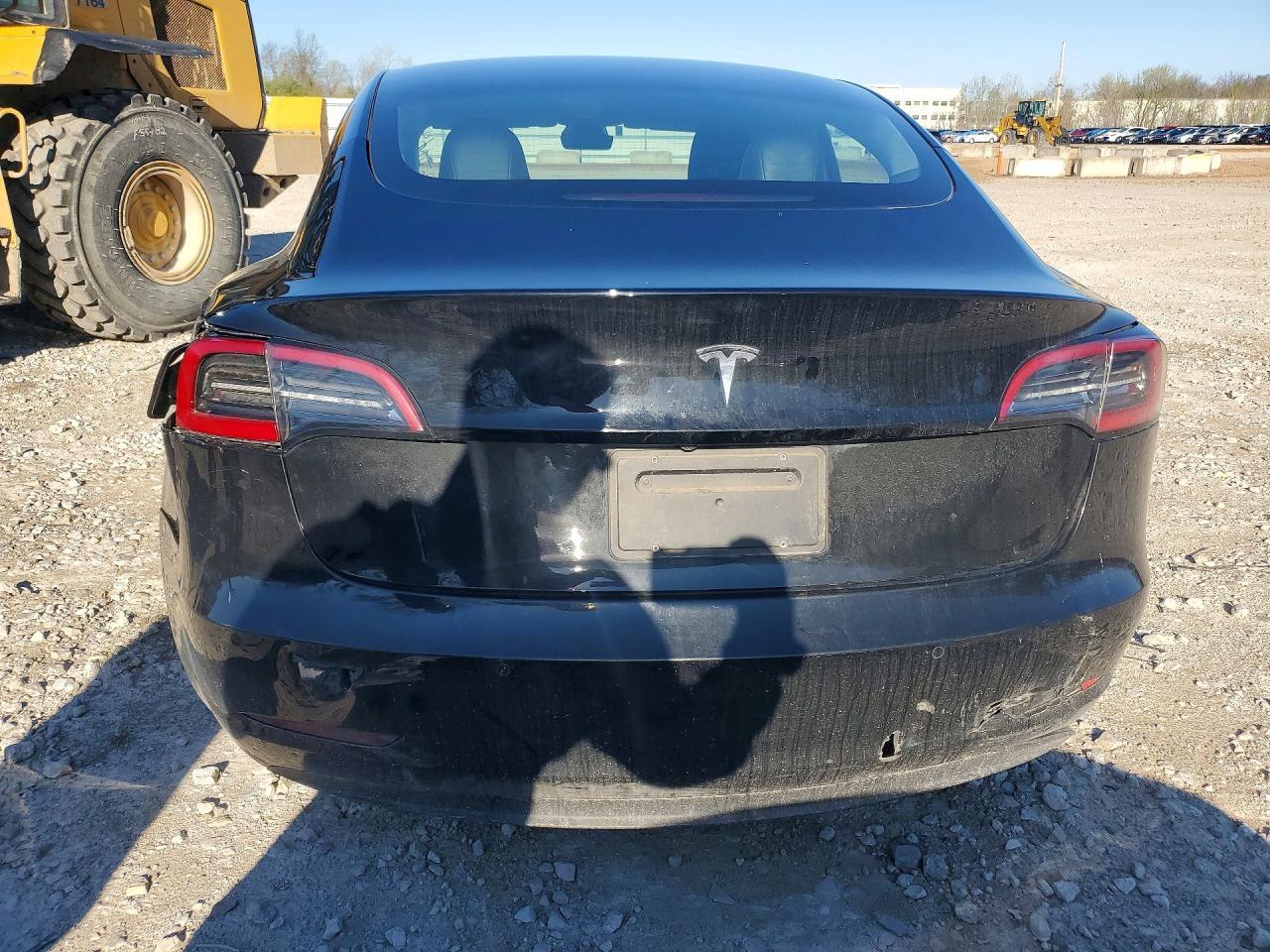2021 Tesla Model 3 - Фото 6