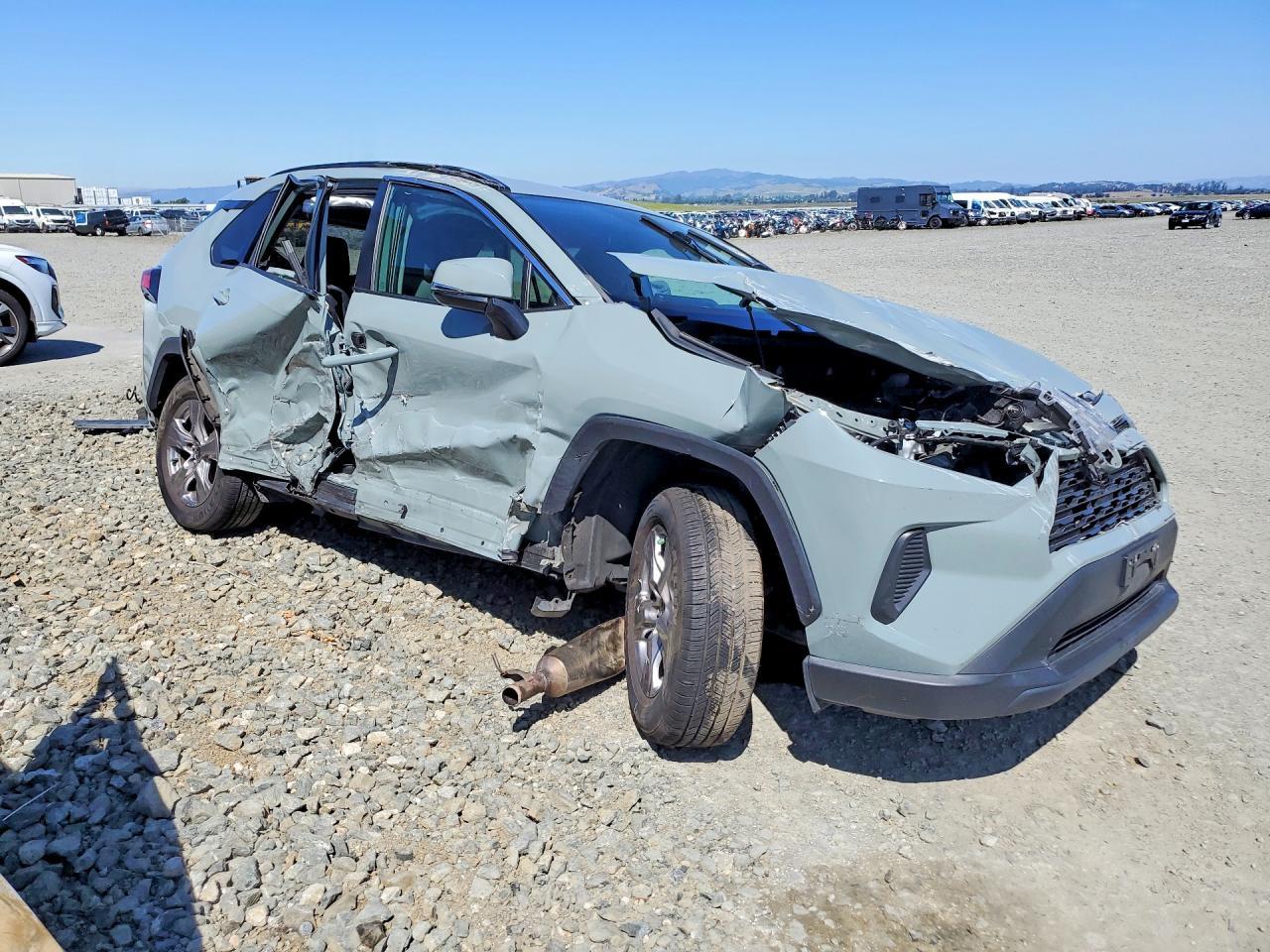 2022 Toyota Rav4 Xle - Фото 4