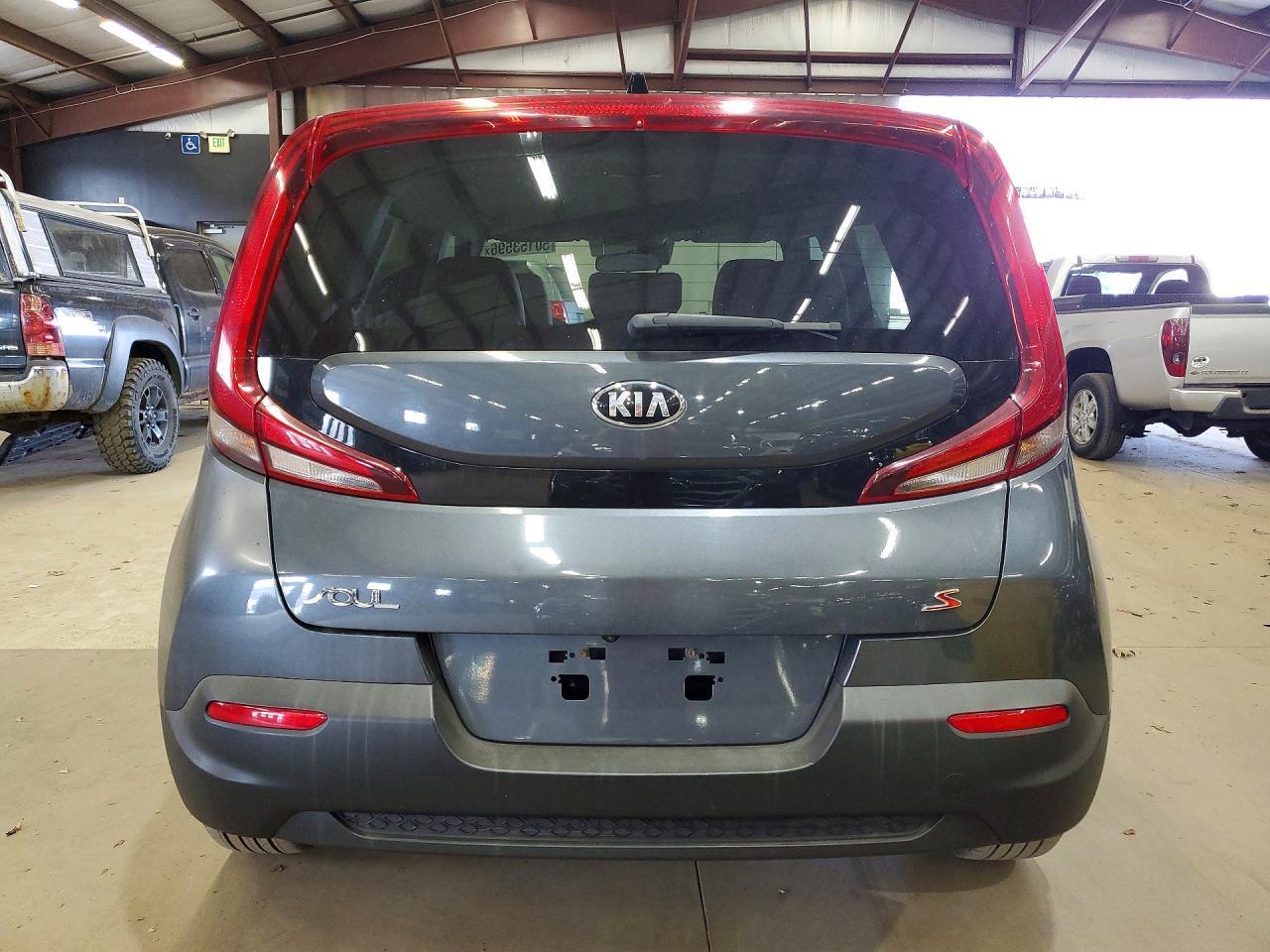 2020 Kia Soul S - Image 6