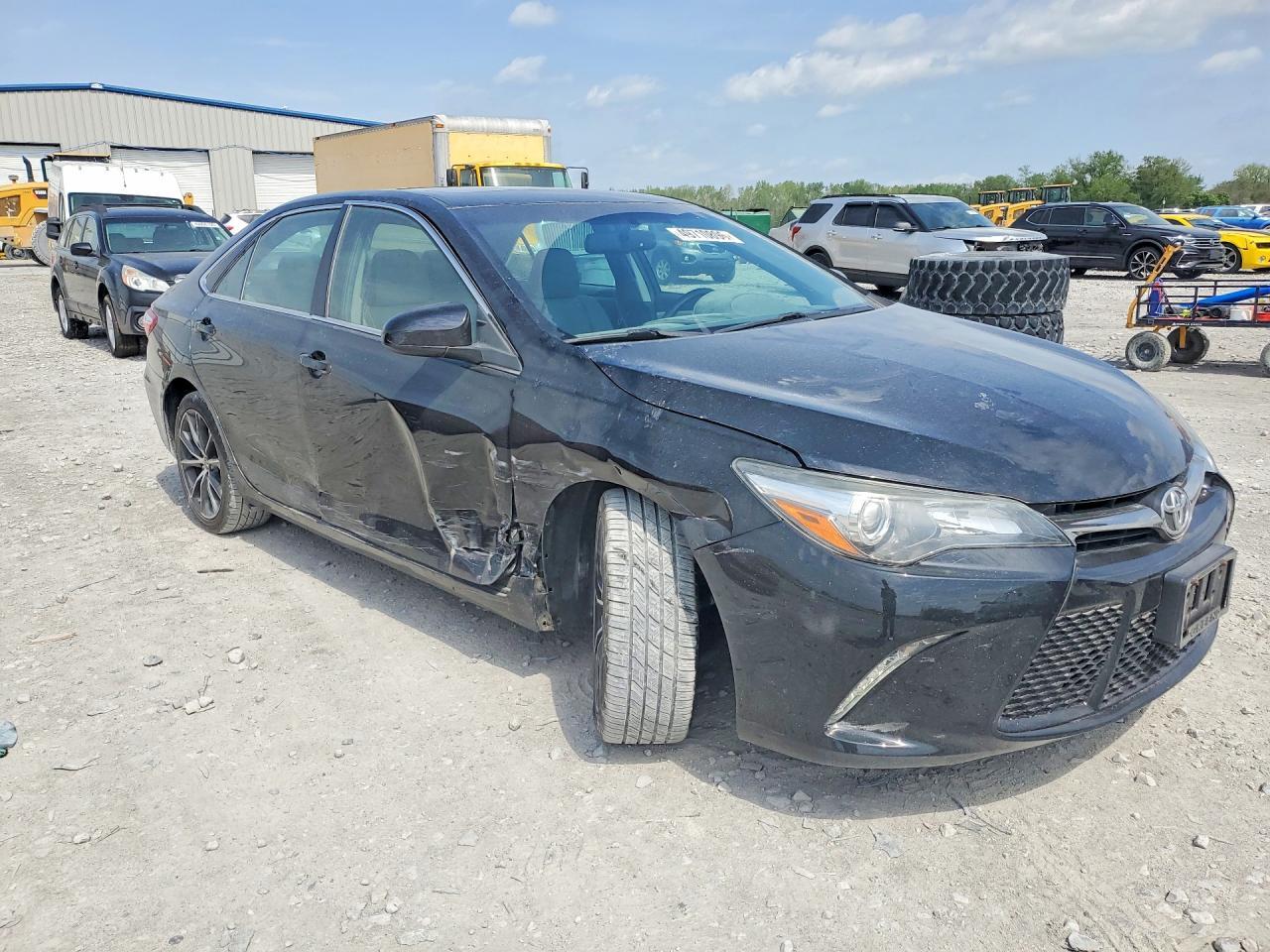 2015 Toyota Camry Xse - Image 4