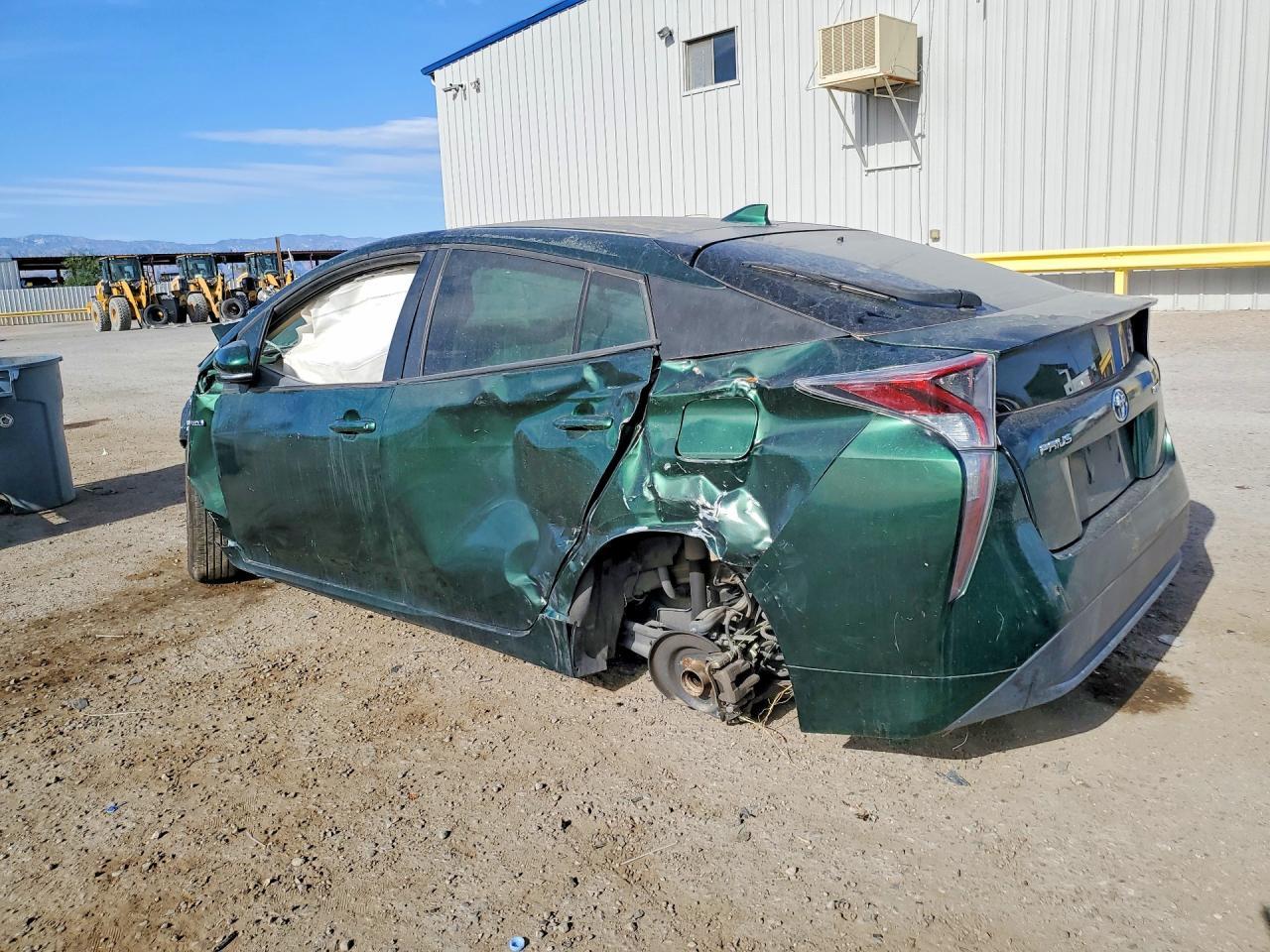 2016 Toyota Prius Two - Фото 2