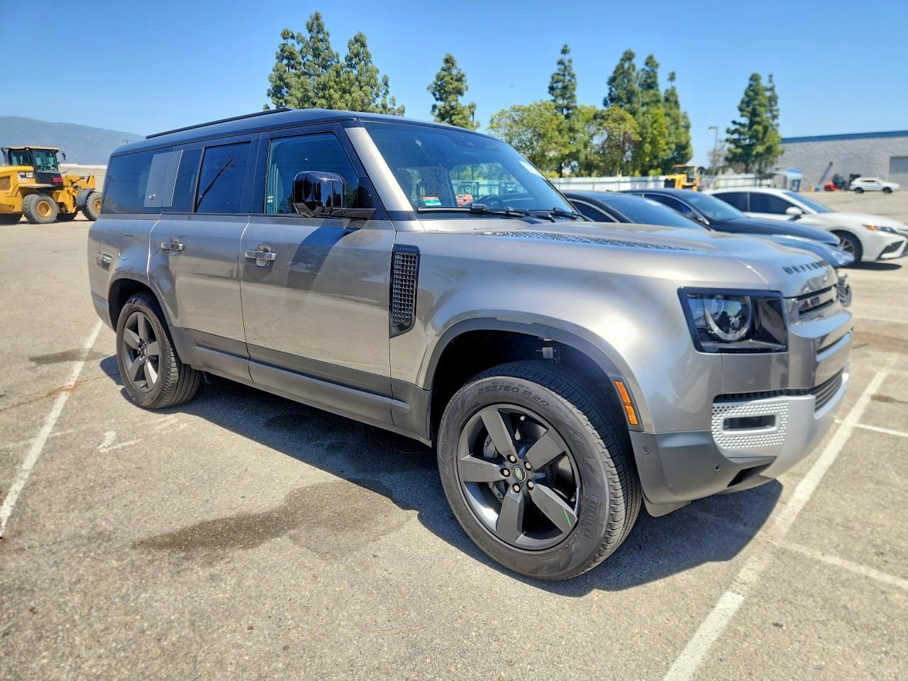 2024 Land Rover Defender 130 S - Image 4