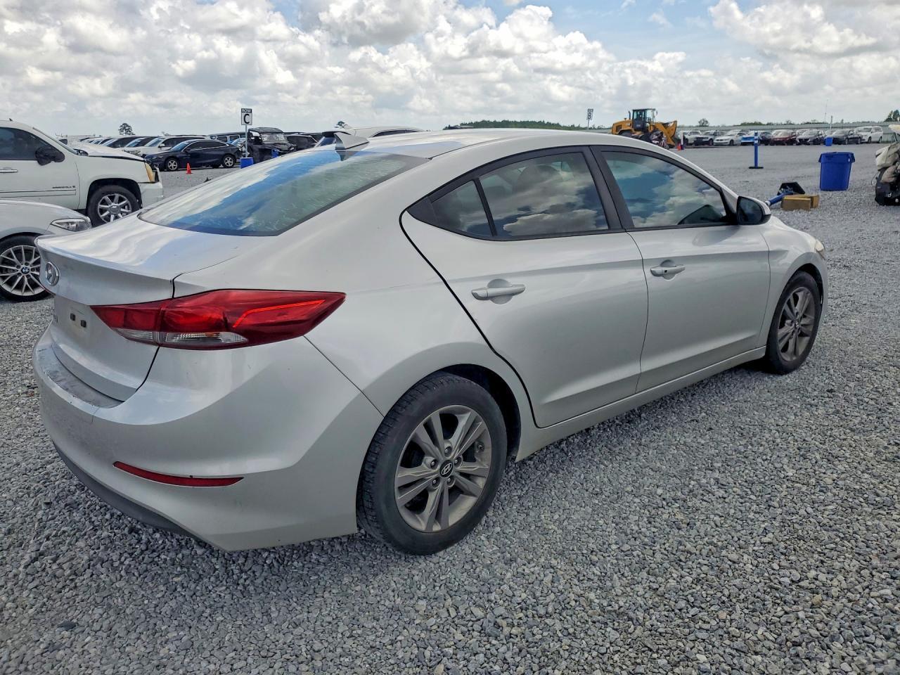 2017 Hyundai Elantra Se - Фото 3