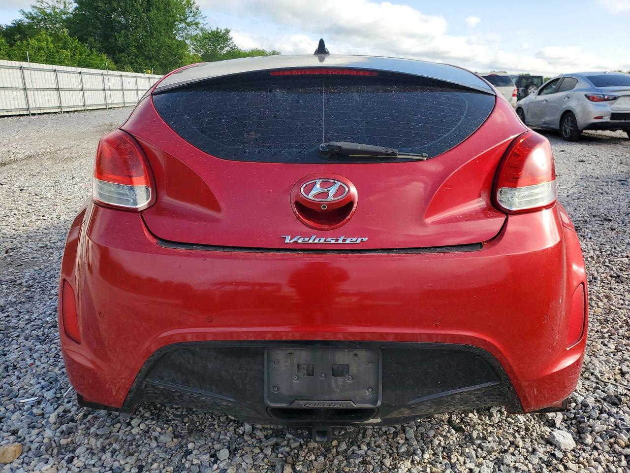 2012 Hyundai Veloster Base - Фото 6