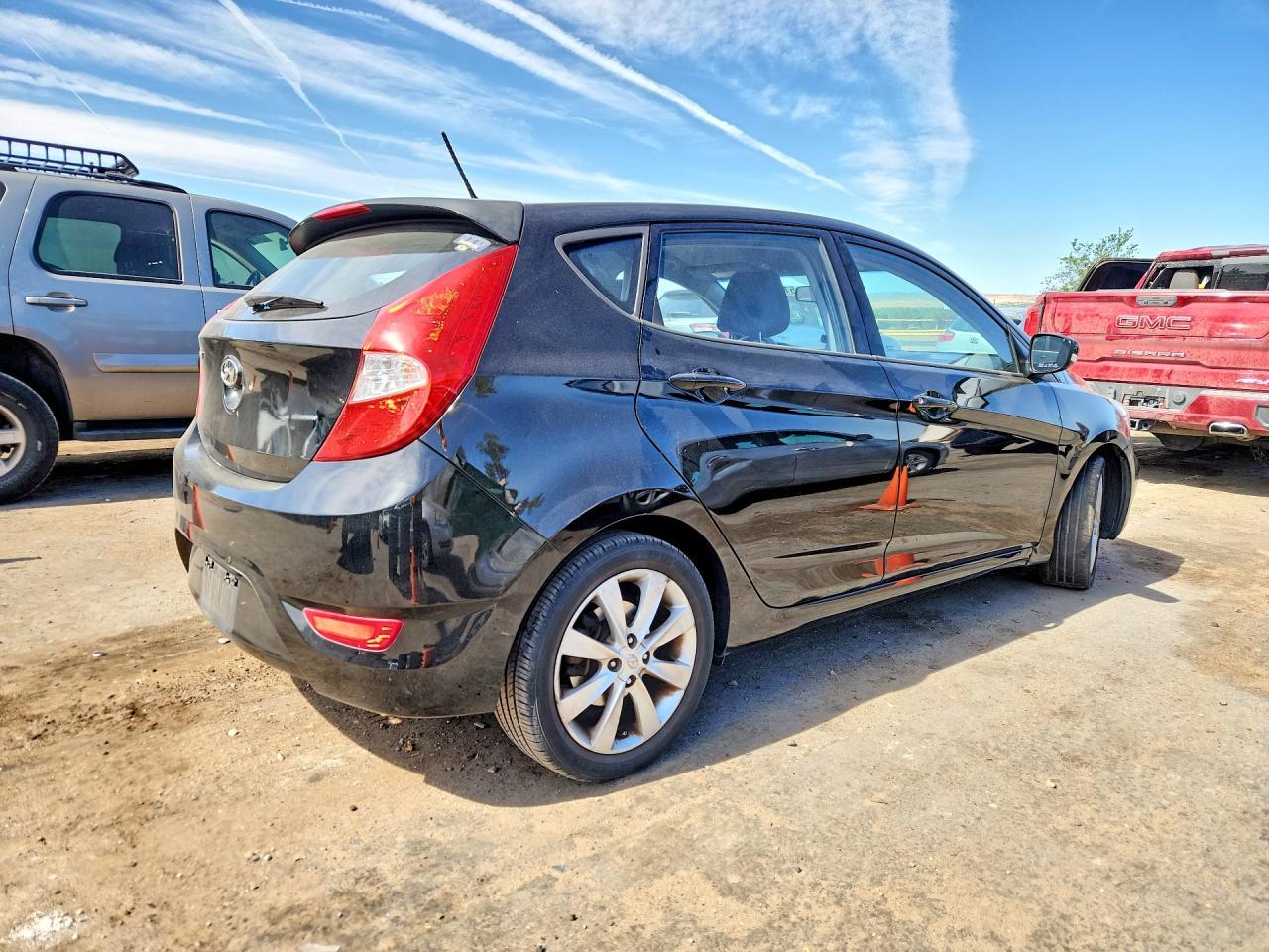 2012 Hyundai Accent Gls - Image 3