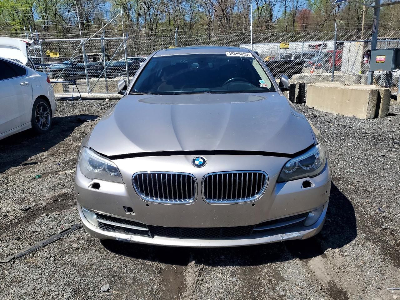 2016 BMW 528 Xi - Image 5