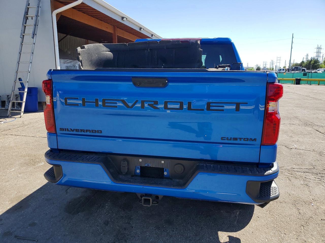 2025 Chevrolet Silverado C1500 Custom - Image 6