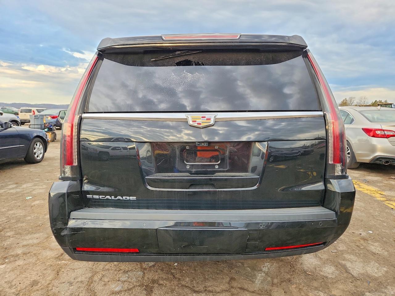 2019 Cadillac Escalade Esv Premium Luxury 4Wd - Image 6