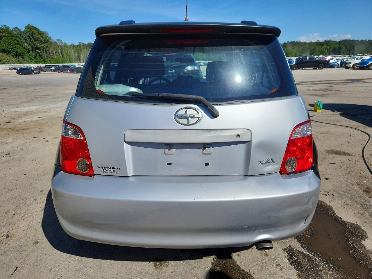 2006 Scion Xa Base - Фото 6