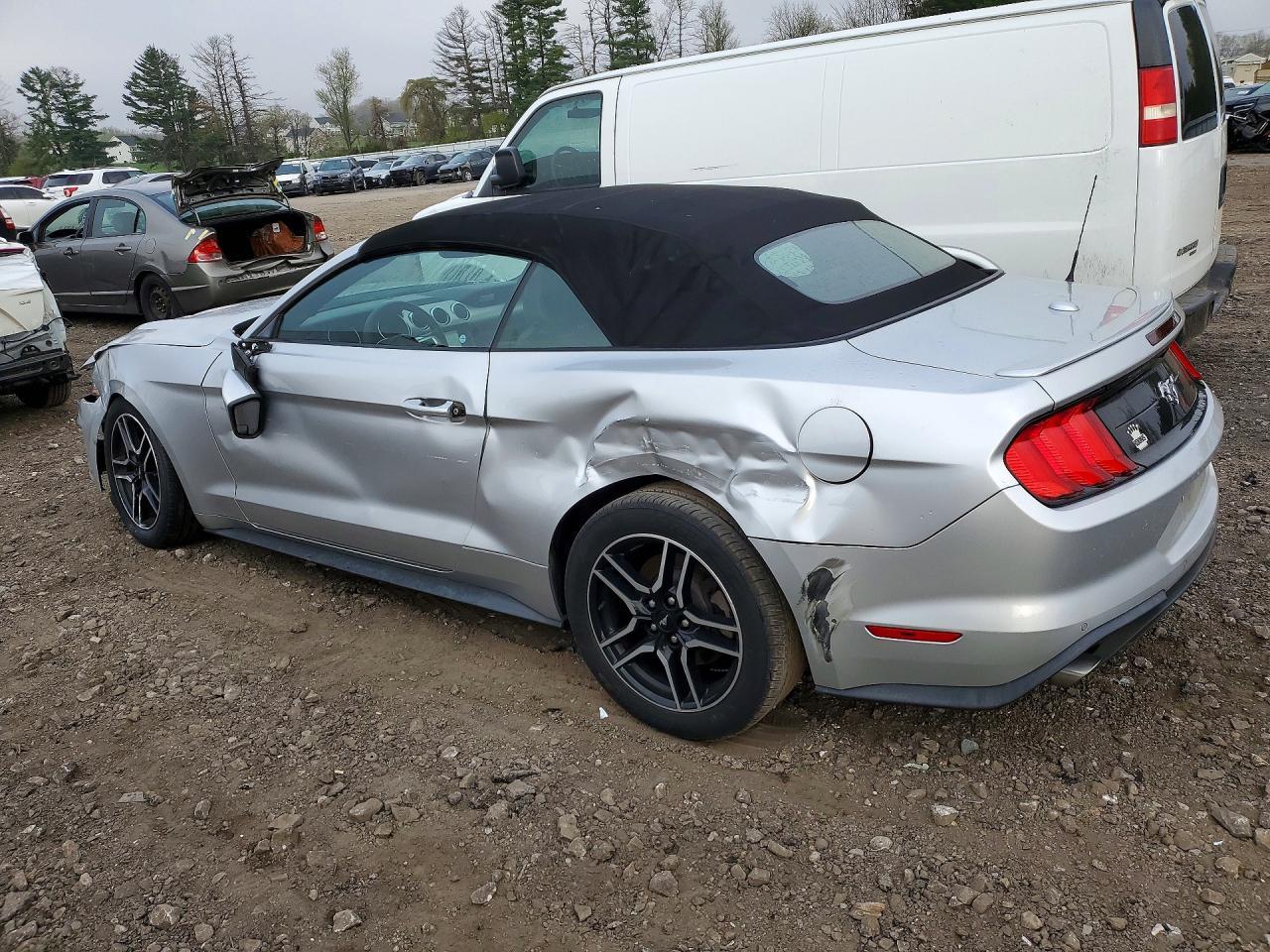 2019 Ford Mustang - Фото 2