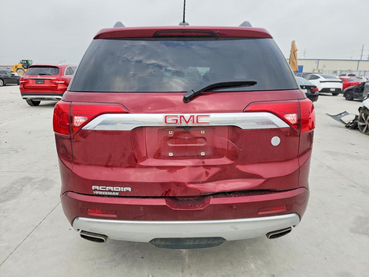 2017 GMC Acadia Denali - Image 6