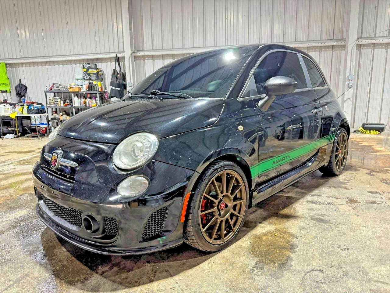 2016 Fiat 500 Abarth - Фото 2
