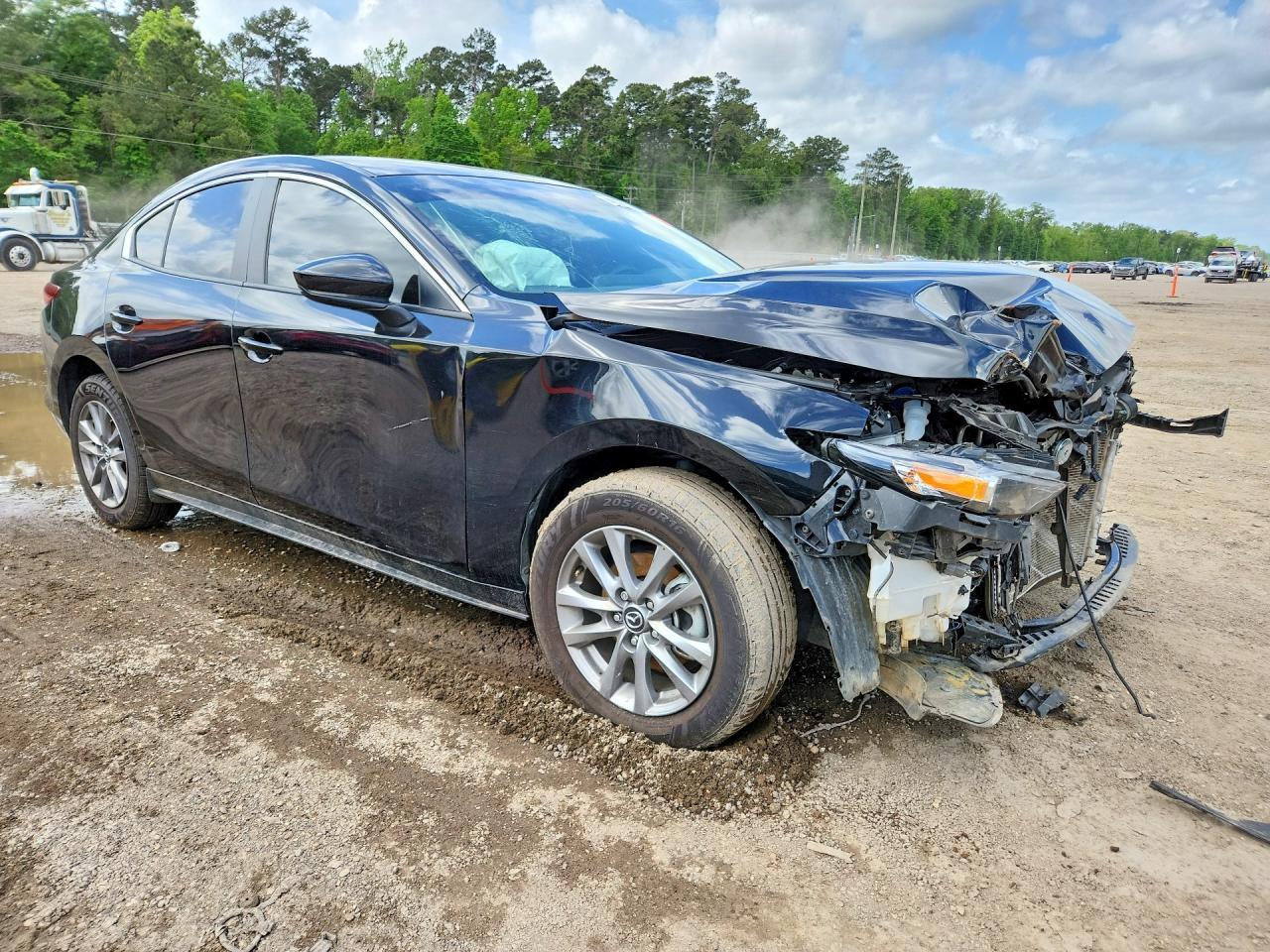 2024 Mazda 3 - Image 4