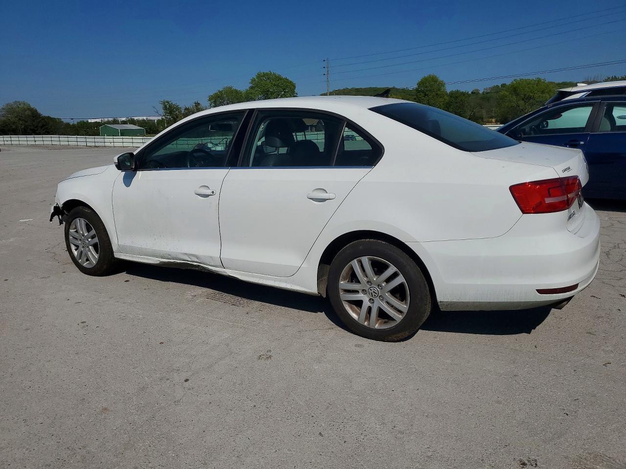 2015 Volkswagen Jetta Se - Image 2