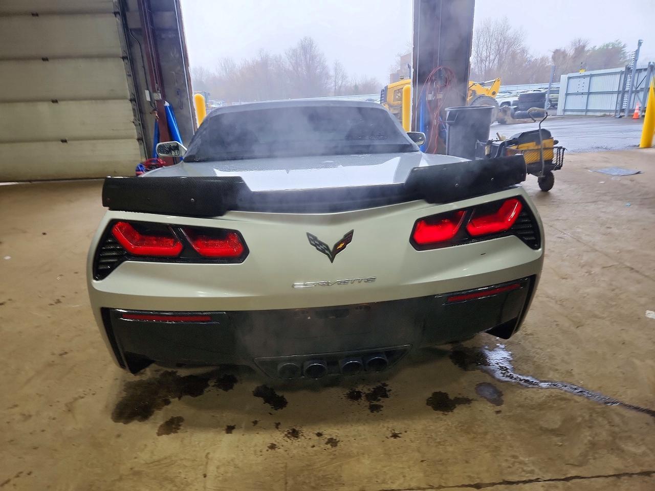 2017 Chevrolet Corvette Stingray 3Lt - Фото 6