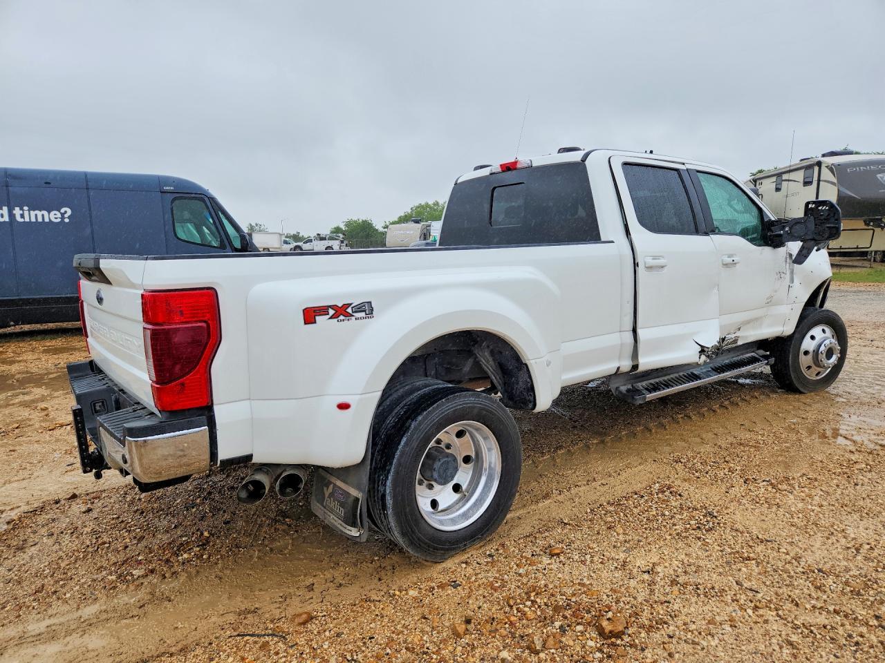 2020 Ford F450 Super Duty - Фото 3