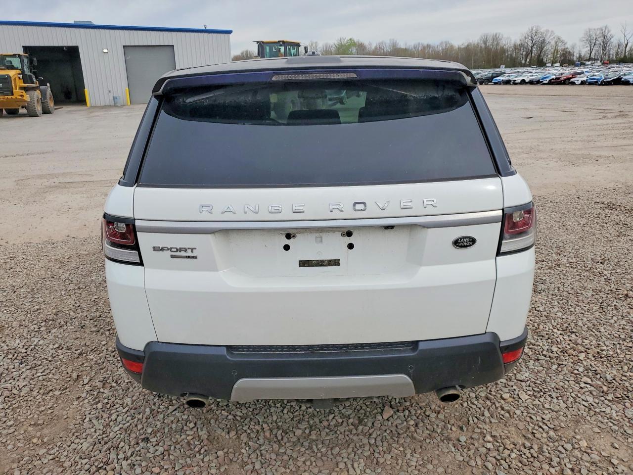 2015 Land Rover Range Rover Sport Hse - Image 6