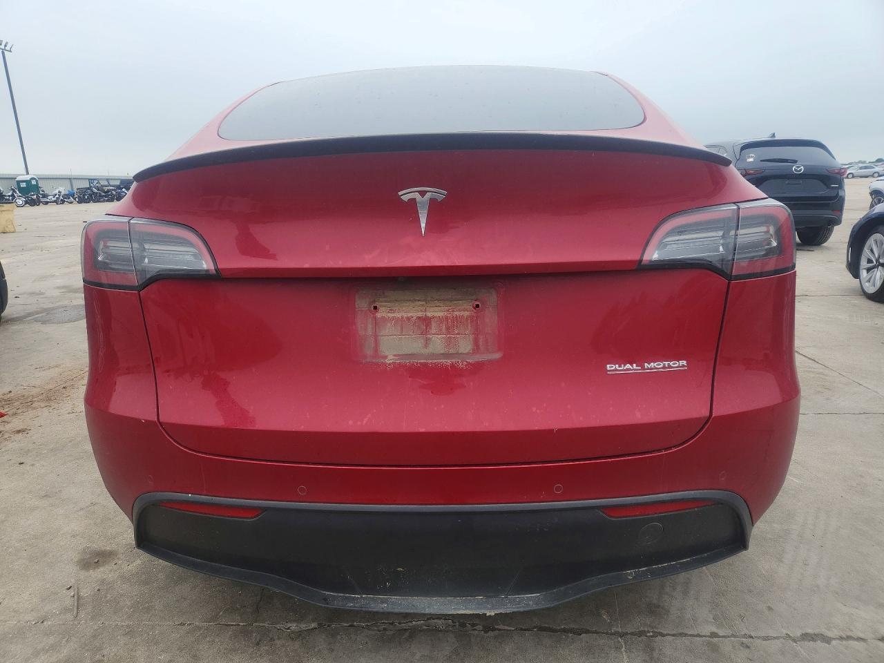 2022 Tesla Model Y - Фото 6