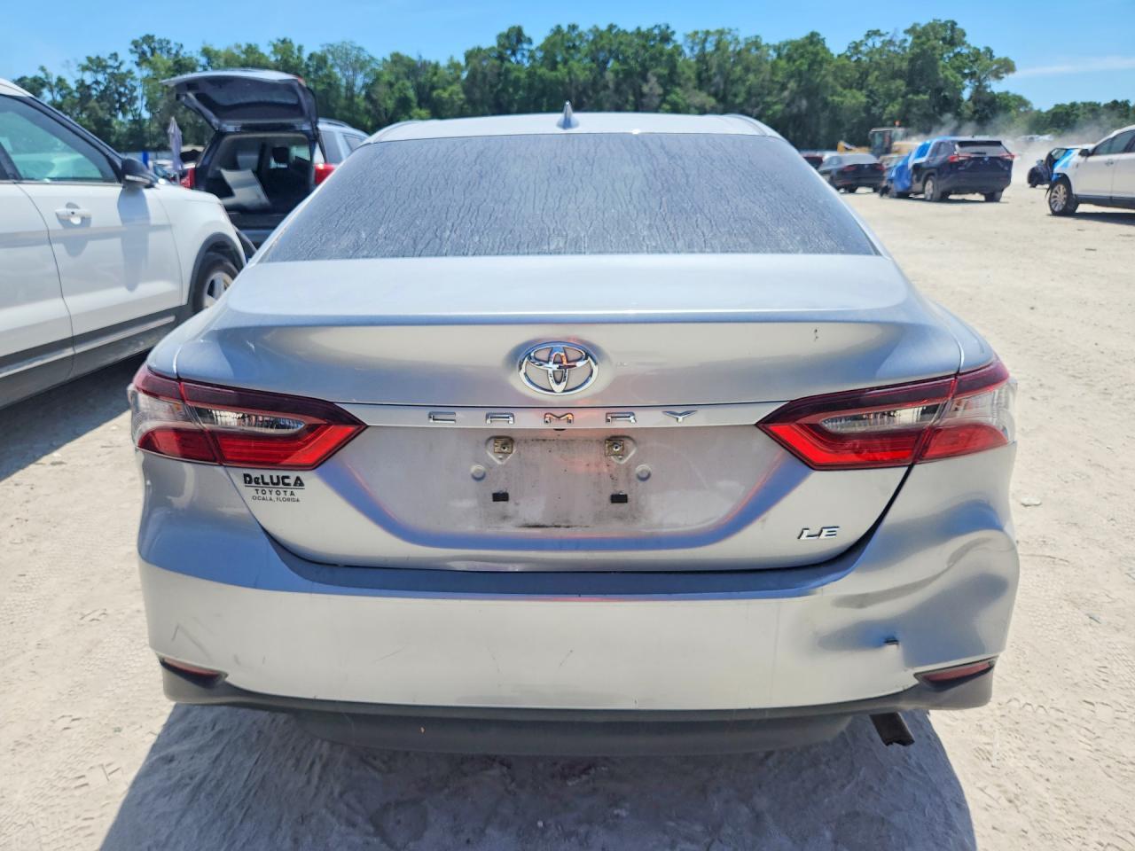 2023 Toyota Camry Le - Фото 6