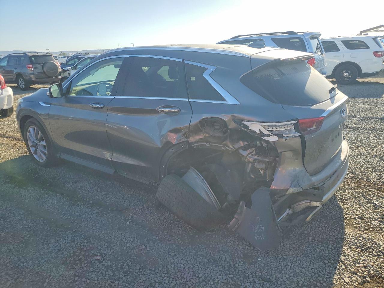 2020 Infiniti Qx50 Luxe - Фото 2