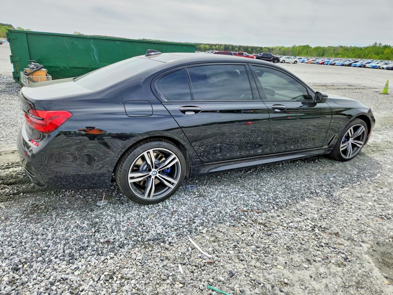 2019 BMW 740 I - Image 3