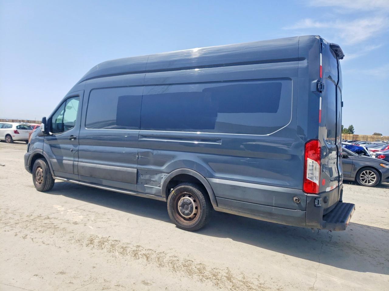 2020 Ford Transit T-250 - Фото 2