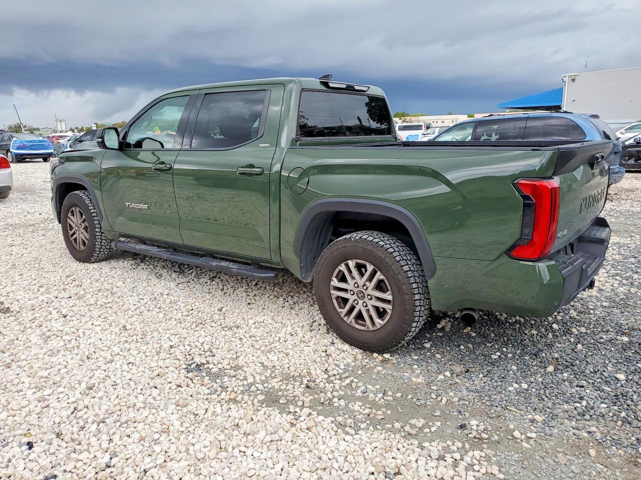2022 Toyota Tundra Sr5 - Фото 2
