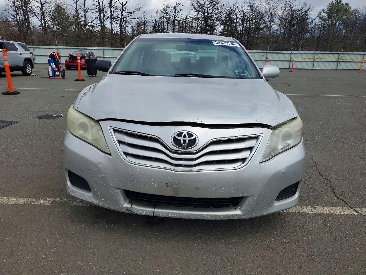 2011 Toyota Camry Base - Фото 5