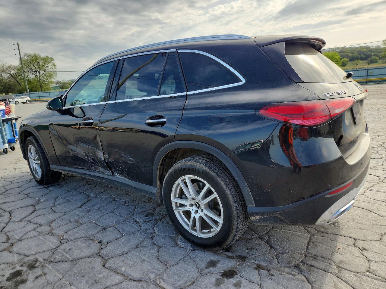 2023 Mercedes-Benz Glc 300 4Matic - Image 2