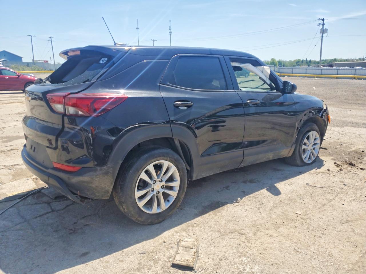 2023 Chevrolet Trailblazer Ls - Image 3