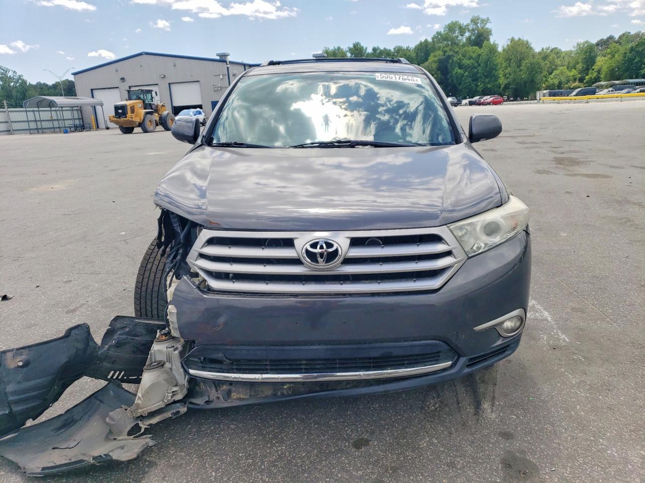 2011 Toyota Highlander Limited - Image 5