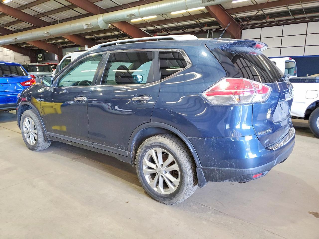 2016 Nissan Rogue Sv - Фото 2