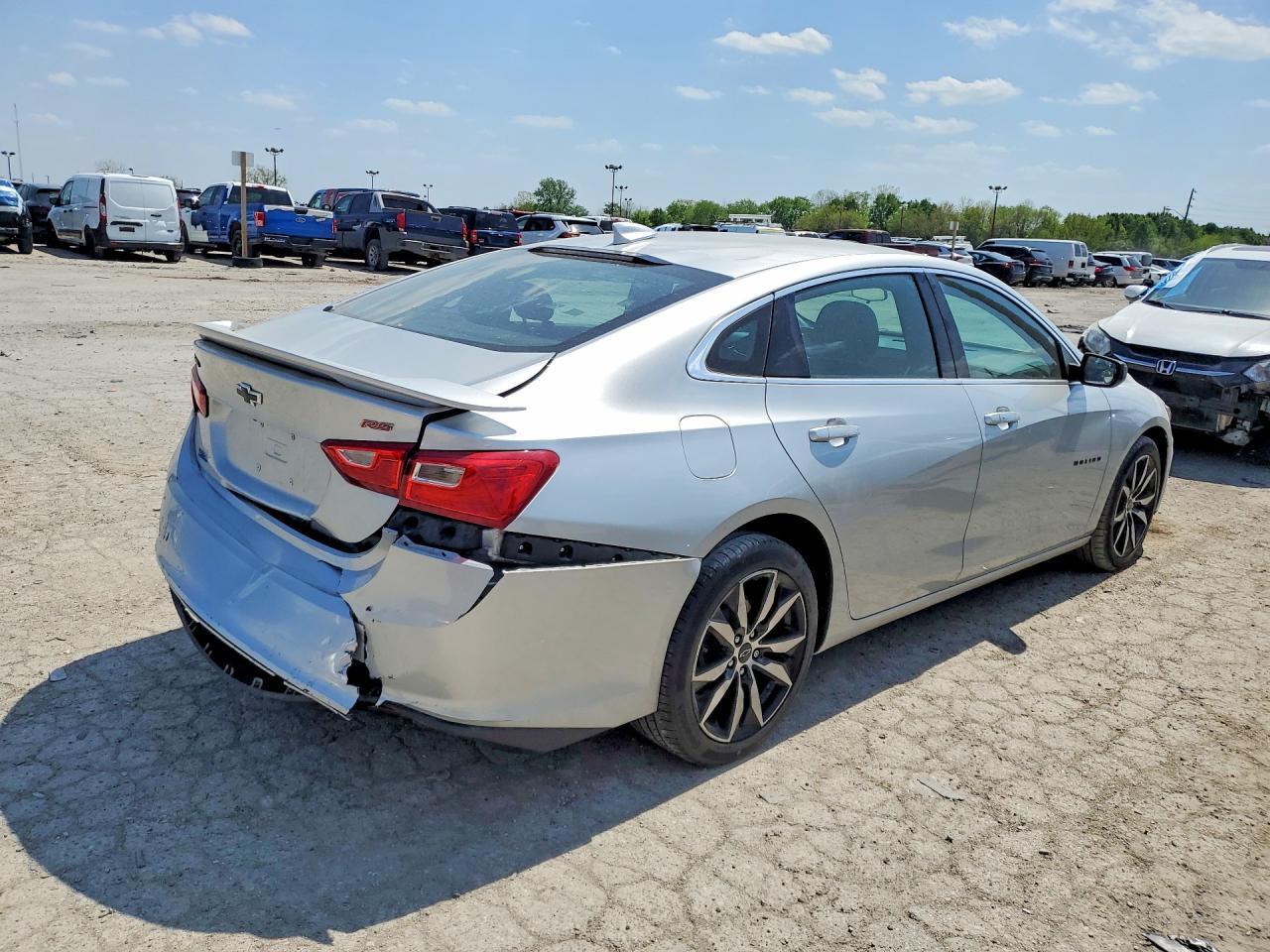 2021 Chevrolet Malibu Rs - Фото 3