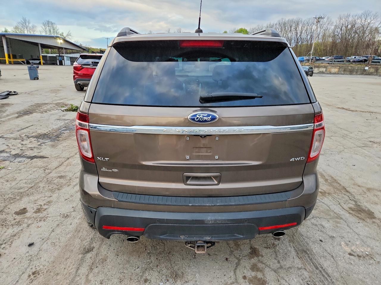 2015 Ford Explorer Xlt - Image 6