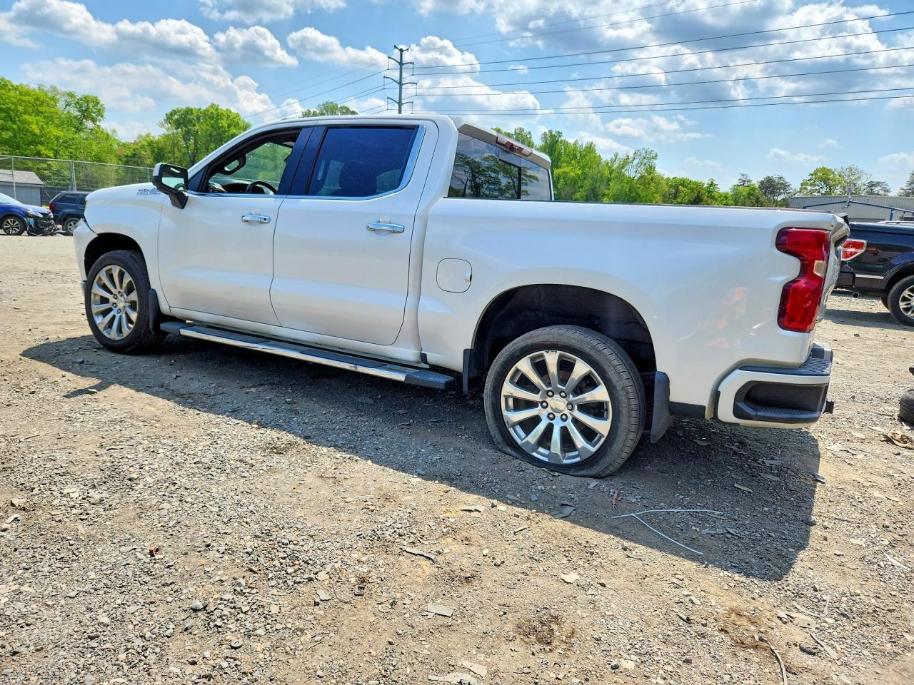 2020 Chevrolet Silverado K1500 High Country - Фото 2