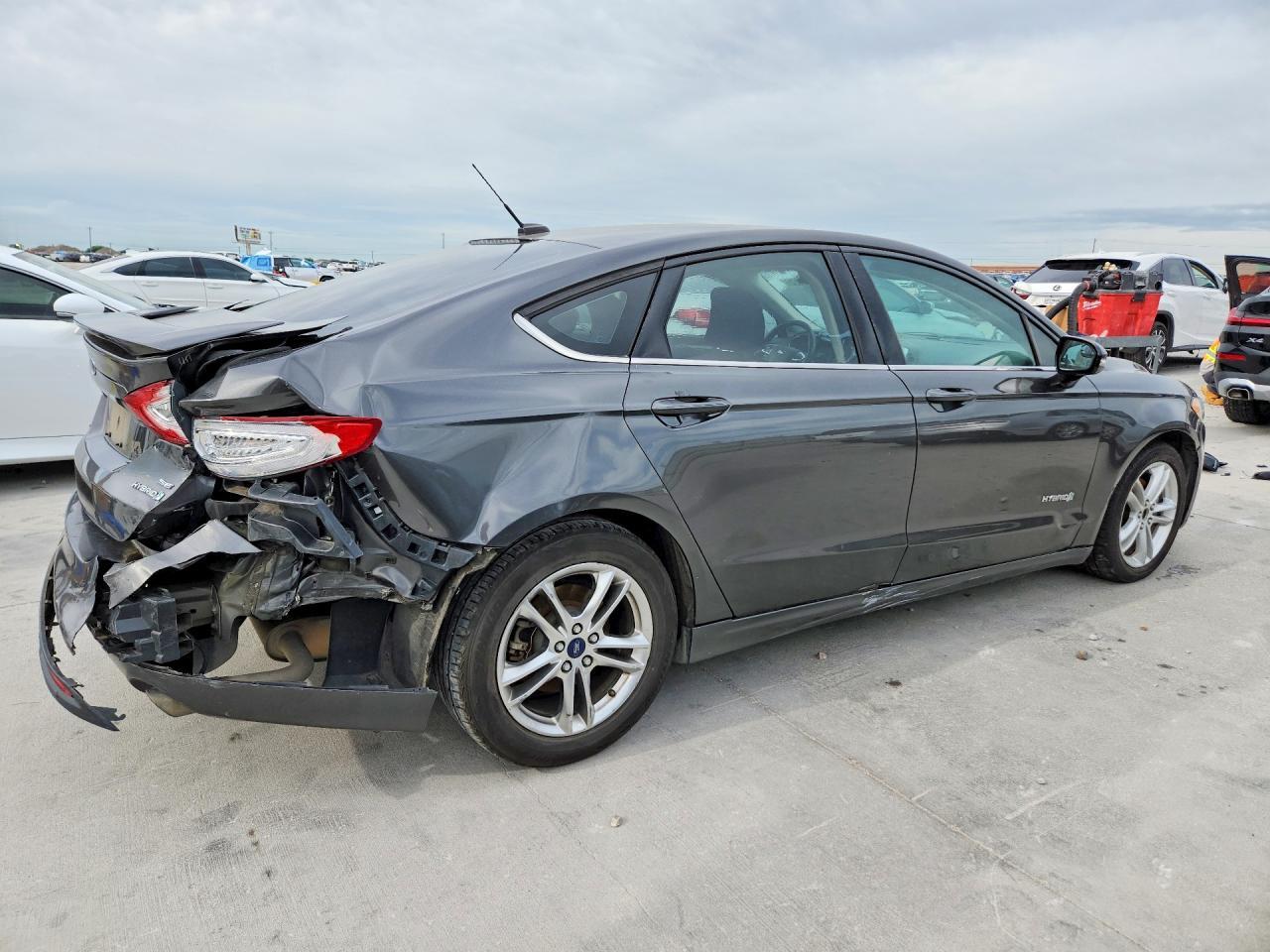 2015 Ford Fusion Se Hybrid - Image 3
