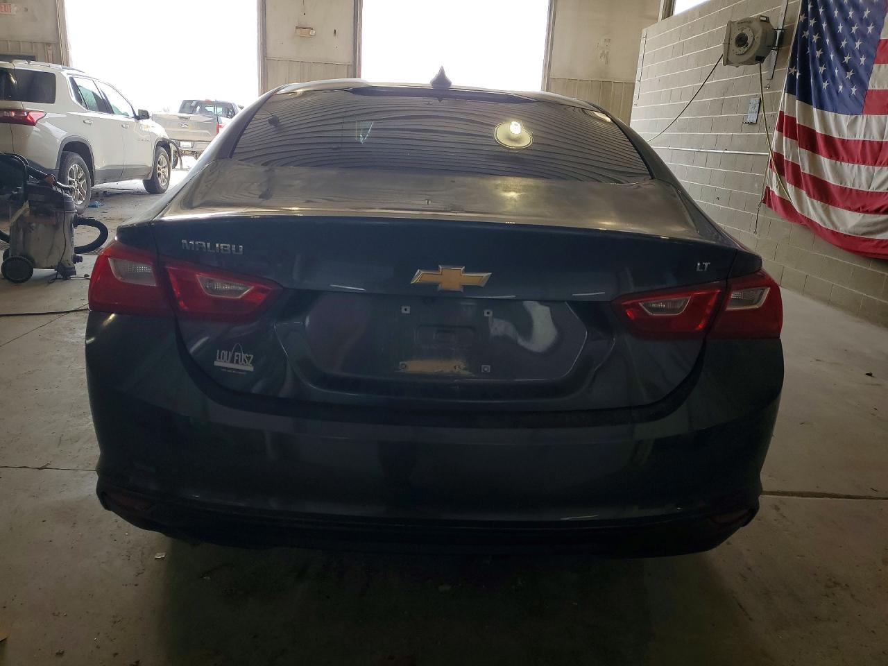 2017 Chevrolet Malibu Lt - Фото 6