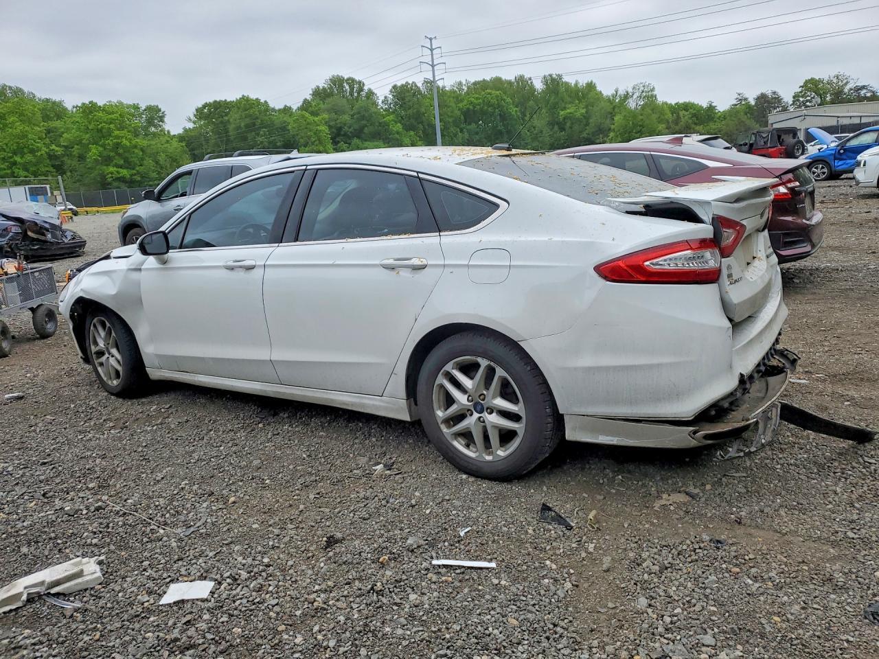 2014 Ford Fusion Se - Фото 2