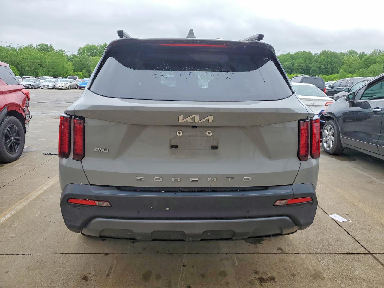 2022 Kia Sorento S - Image 6