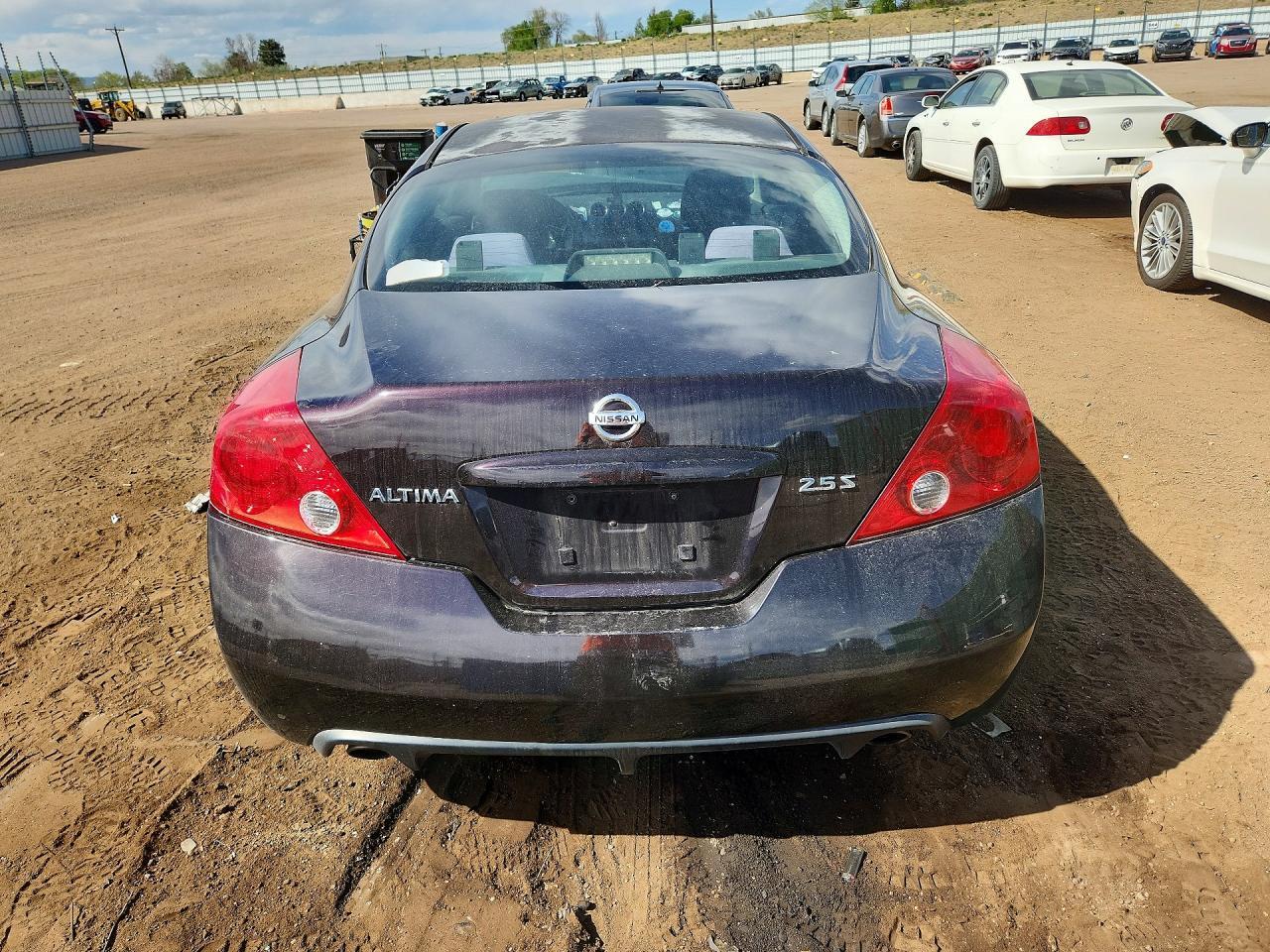 2010 Nissan Altima S - Image 6