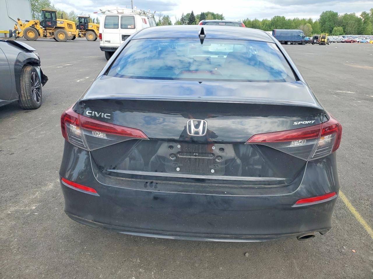 2025 Honda Civic Sport - Image 6