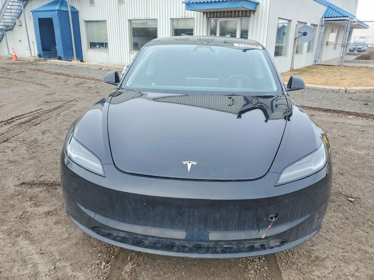 2024 Tesla Model 3 - Фото 5