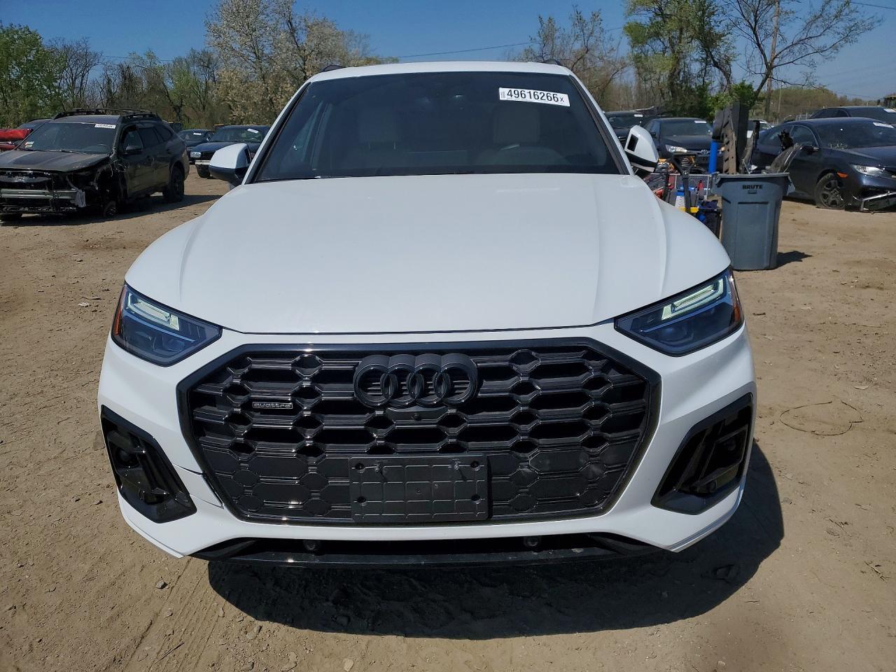 2024 Audi Q5 Premium Plus 45 - Image 5