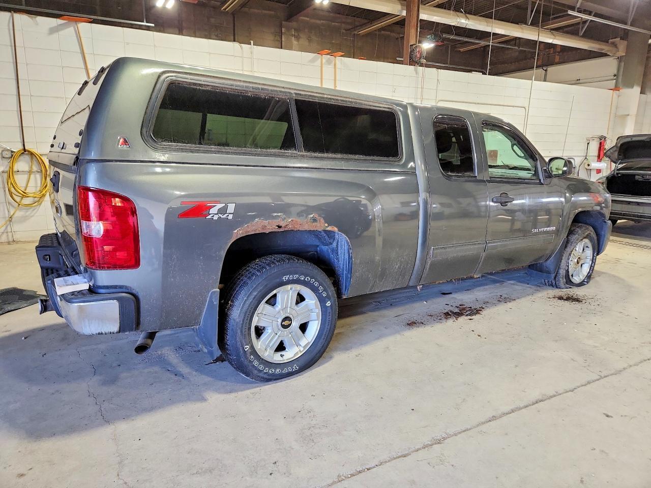 2011 Chevrolet Silverado K1500 Lt - Image 3