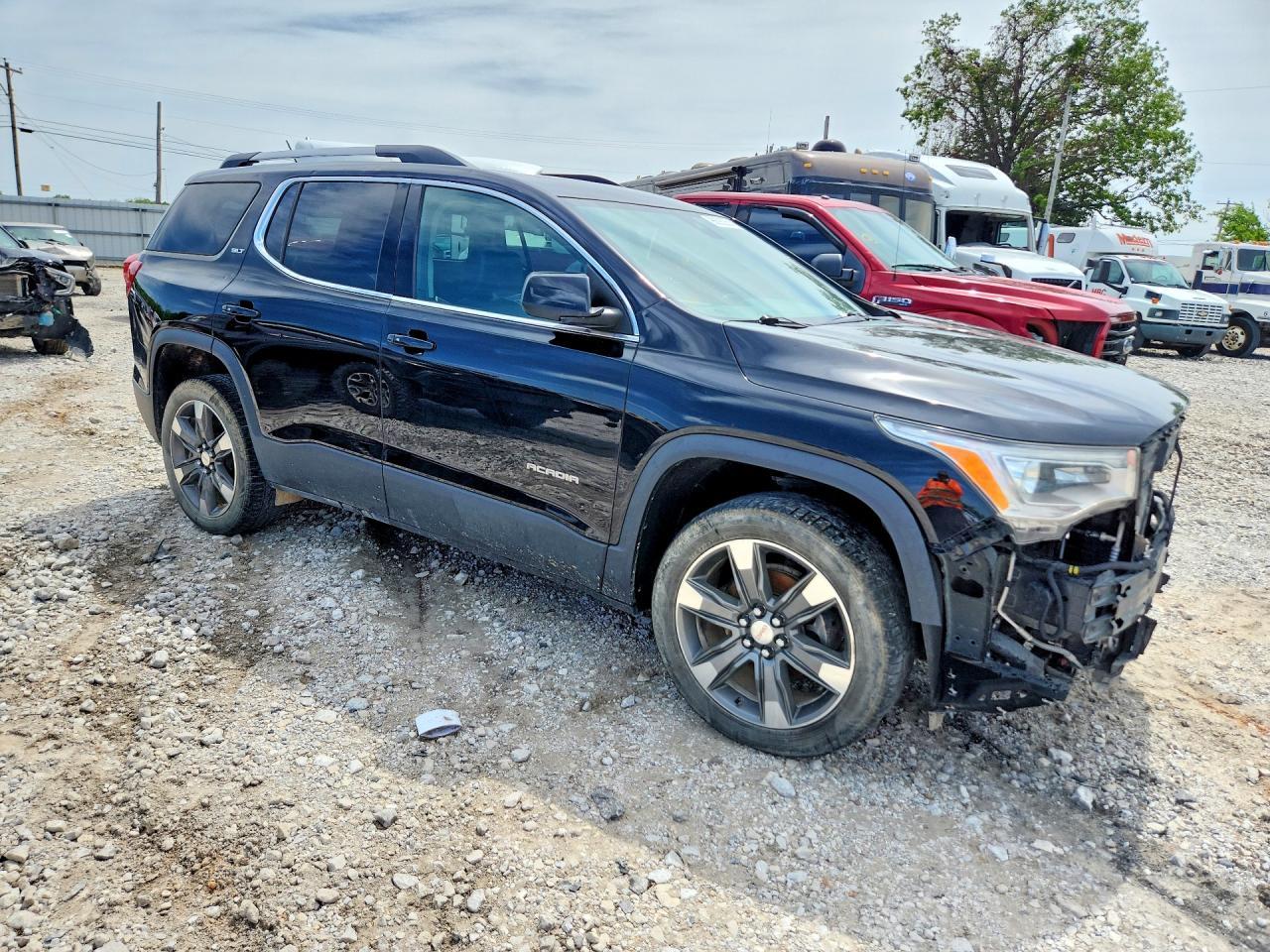 2017 GMC Acadia Slt-2 - Image 4