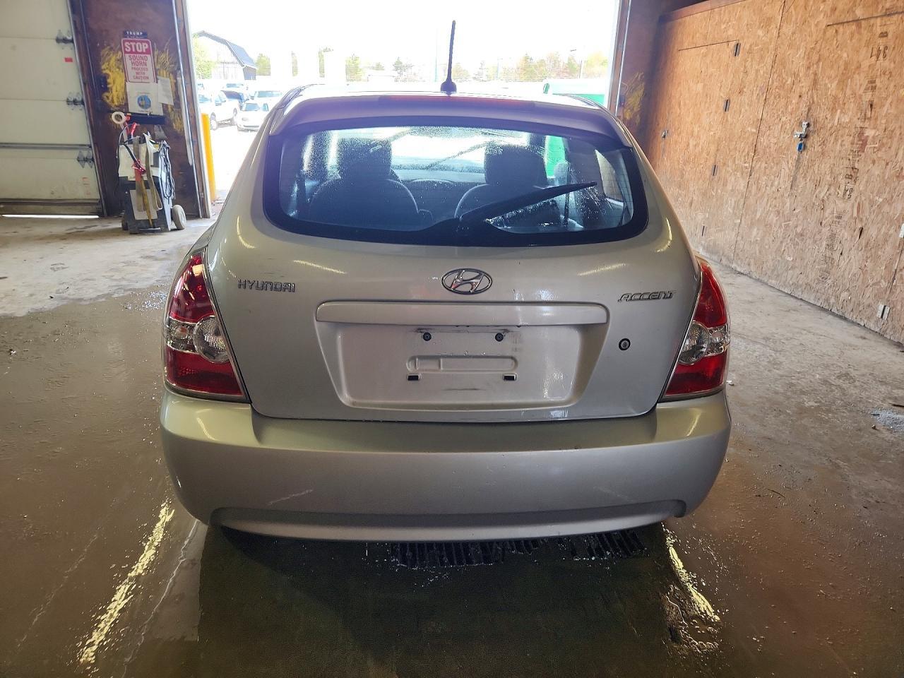 2011 Hyundai Accent Gl - Фото 6