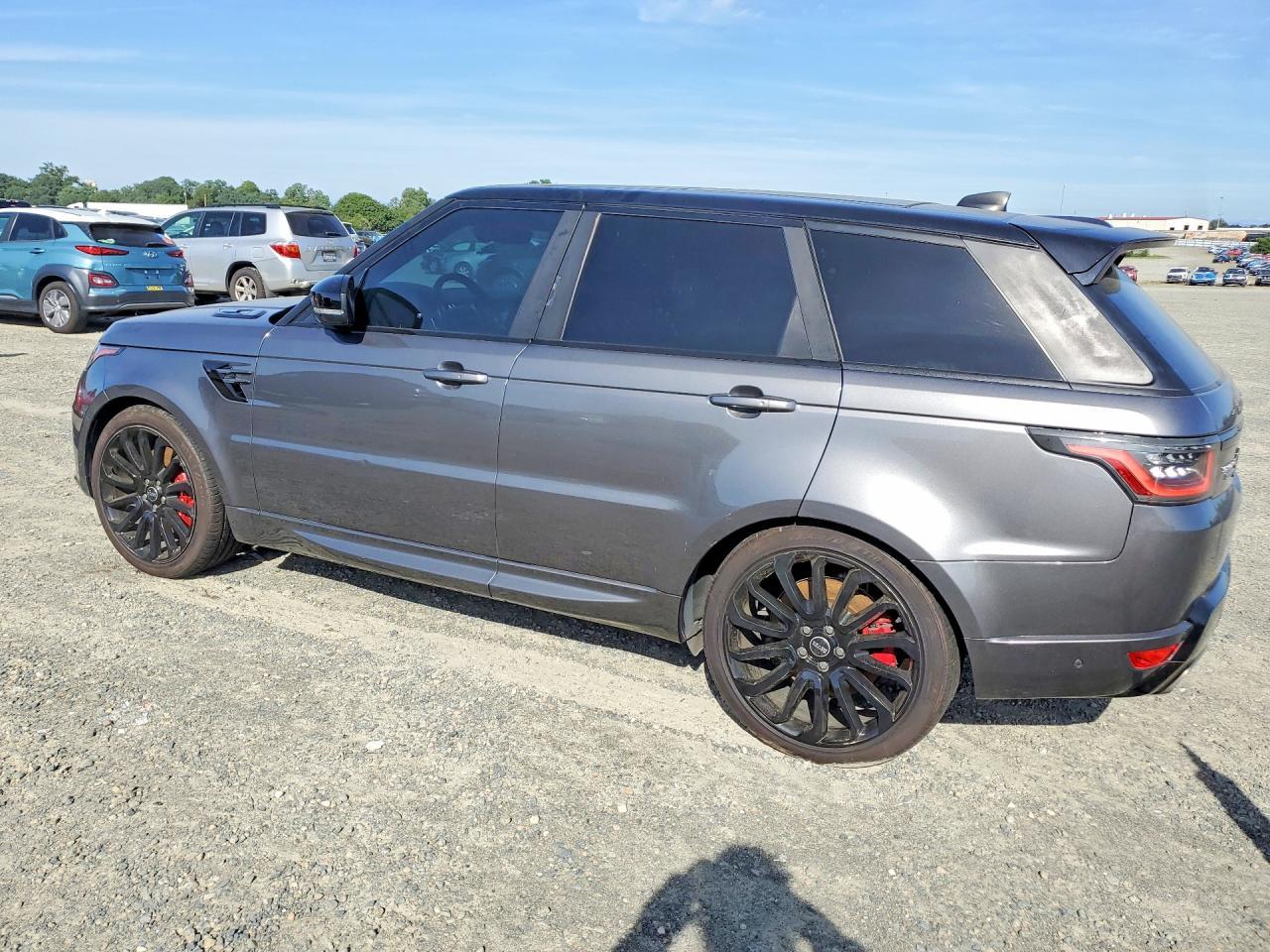 2018 Land Rover Range Rover Sport Supercharged Dynamic - Image 2