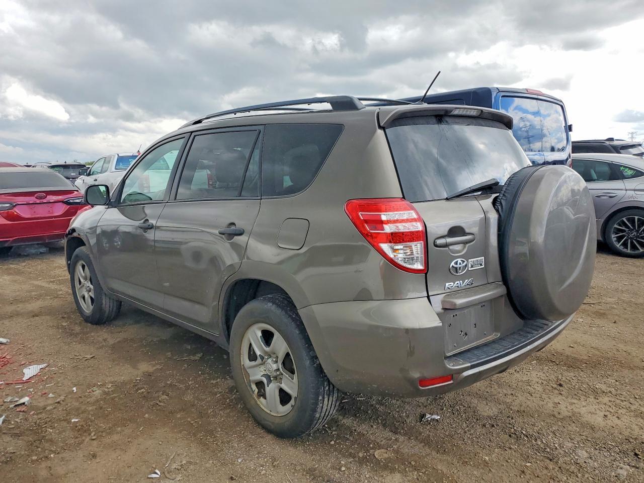 2011 Toyota Rav4 Base - Фото 2