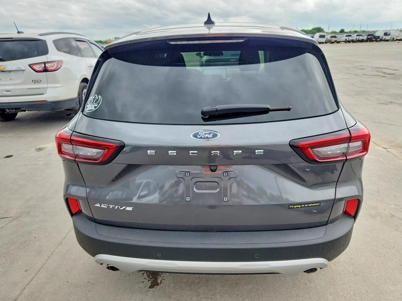 2025 Ford Escape Active - Image 6